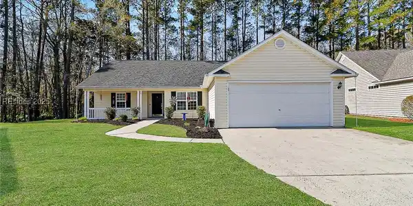 15 Hyde Park Circle