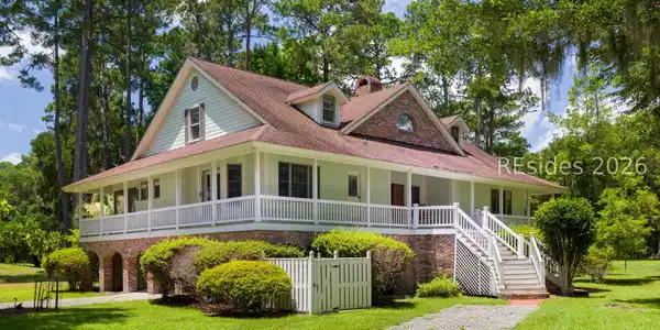 3 Welcome Breeze Court