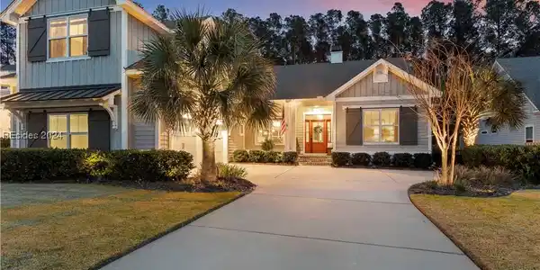 434 Lake Bluff Drive