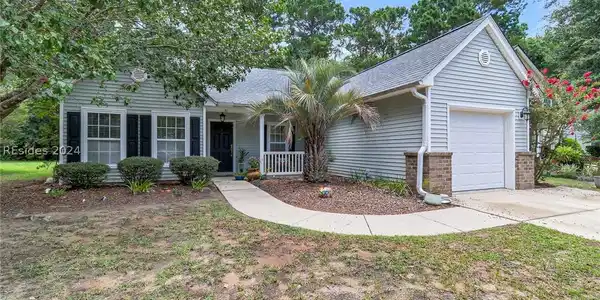 31 Grove Way