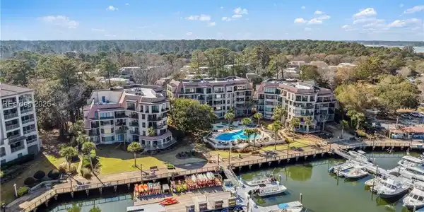 7 Shelter Cove Lane