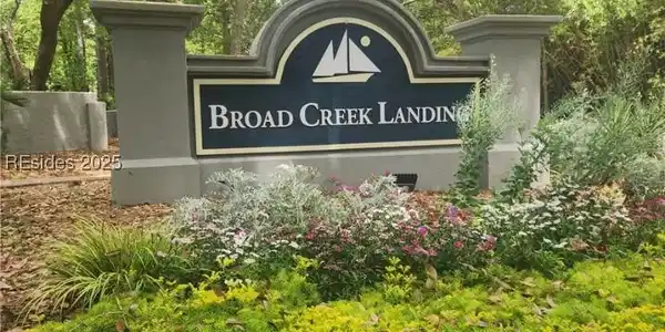 18 Three Mast Lane