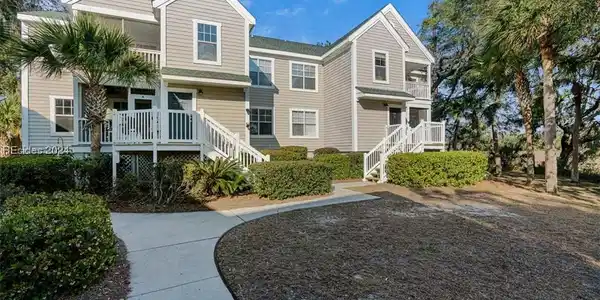 32 Old South Court