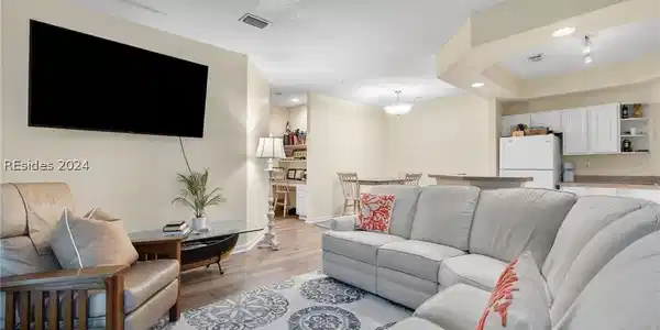 380 Marshland Road
