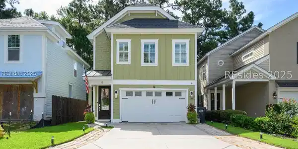 12 Hanahan Lane