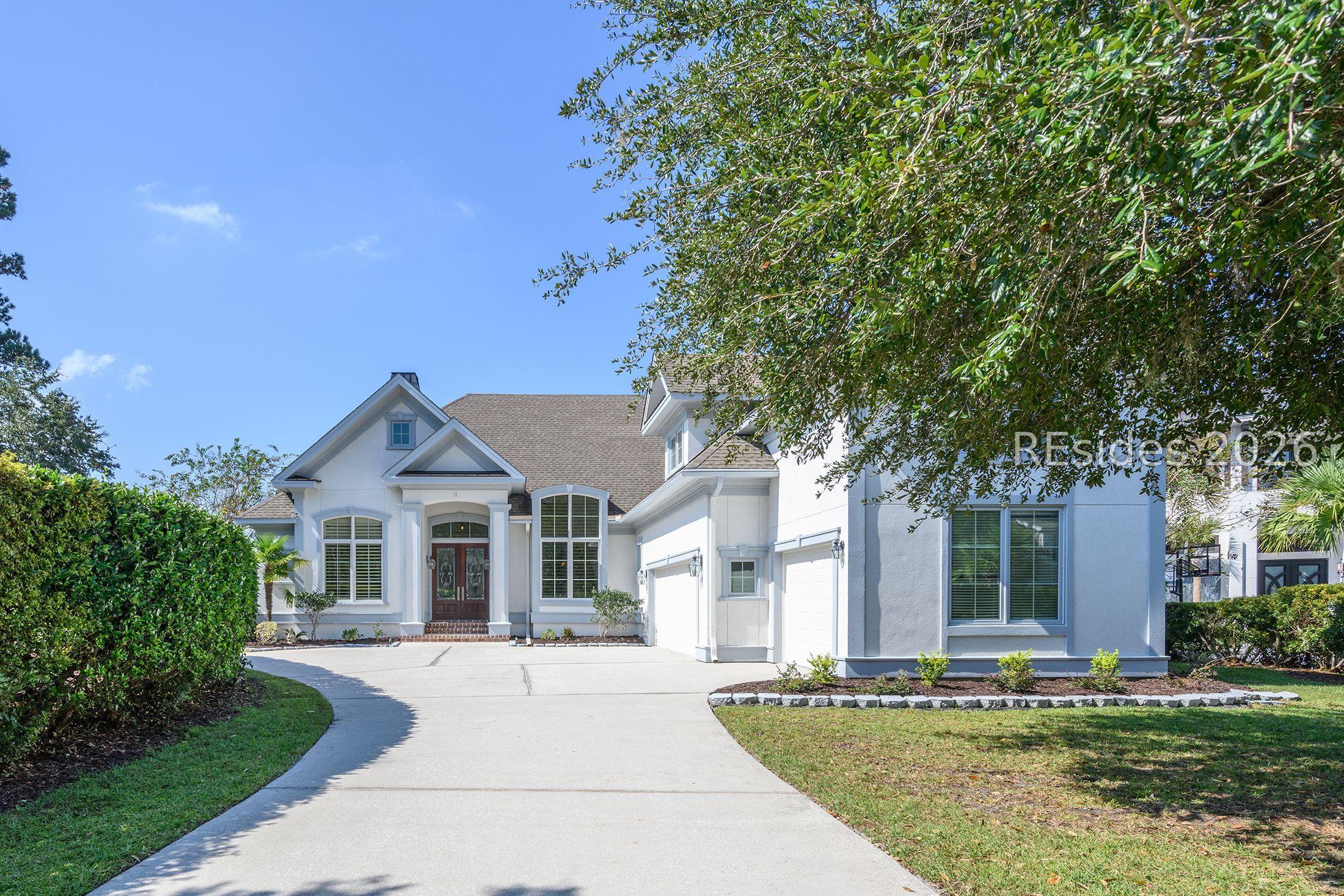 Image 3: Front of the House with Three Car Garage Image 3: Front of the House with Three Car Garage