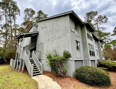 35 Forest Cove