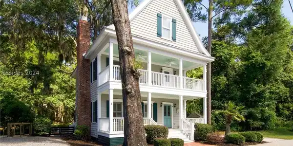 18 Pritchard Street