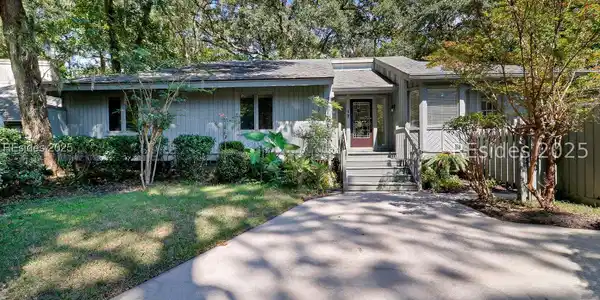 17 Dewberry Lane
