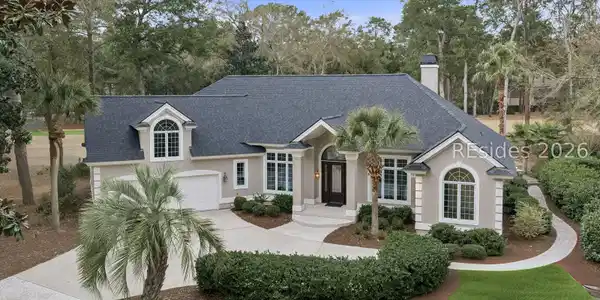 14 Chaplin Drive