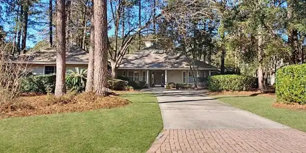 22 Fairway Drive