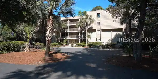 18 Lighthouse Road