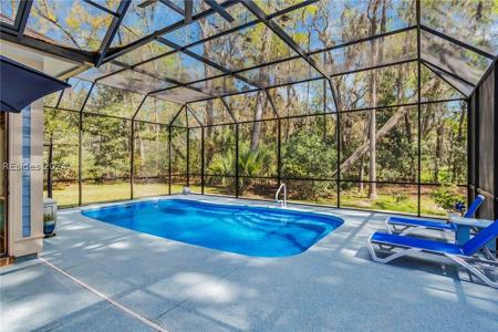 11 Greenwood Drive
