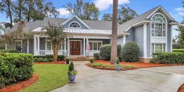 7 Berkeley Court