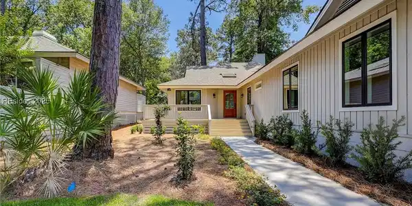 17 Isle Of Pines Drive