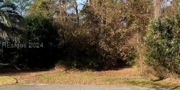 14 Clearwater Lane