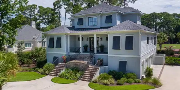 27 Wicklow Dr