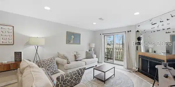 156 Dillon Road