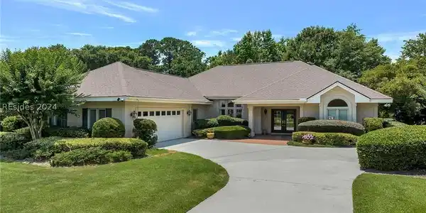 2 Palm View Drive