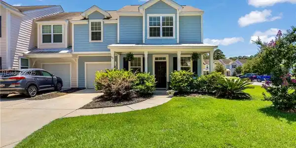 83 Plumgrass Street