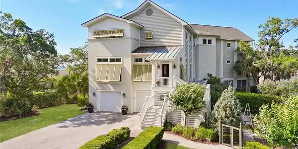 44 Seabrook Landing Drive