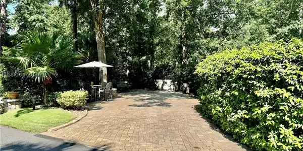 133 Arrow Rd #70