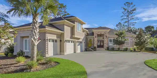 274 Farnsleigh Avenue