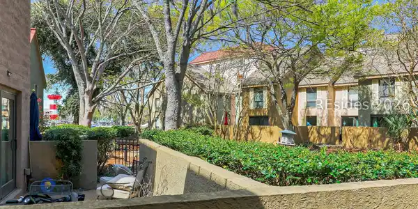 962 Lighthouse Lane