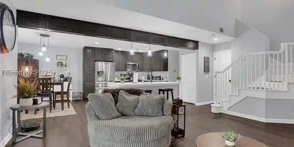 50 Lake Linden Lane