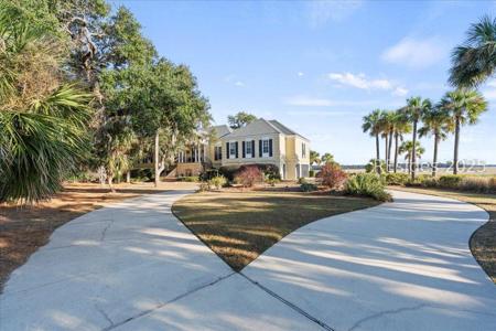 24 S Oak Forest Drive