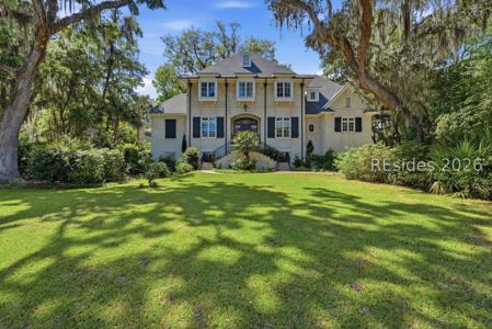 12 Hanover Way
