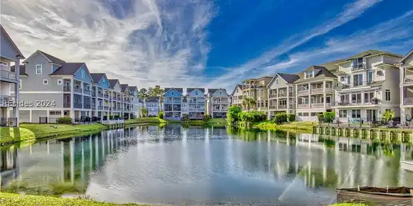 40 Sandcastle Court