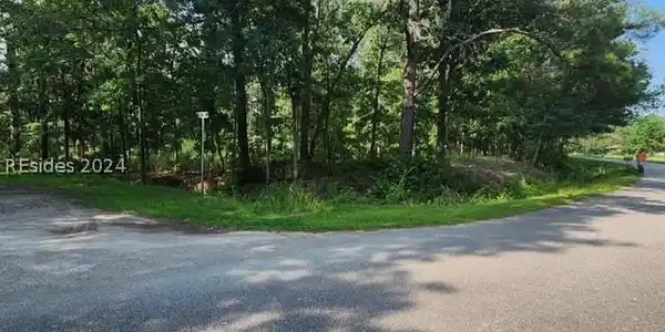 83 Gray Road Road