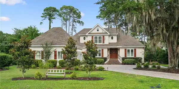 16 Yorkshire Drive