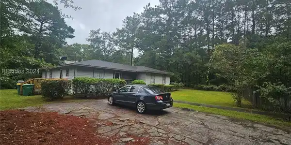 11 Jillfer Lane
