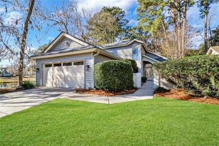 10 Knollwood Drive
