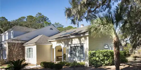 12 Savannah Walk
