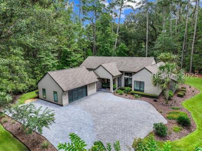 8 Sylvan Court