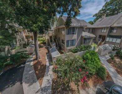 125 Shipyard Drive