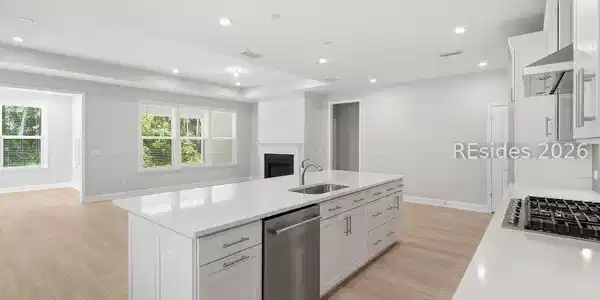 Image 4 Image 4