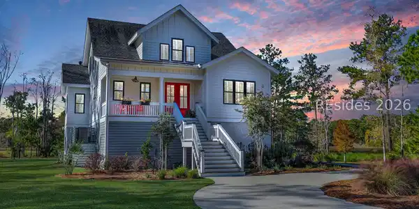 492 Hunters Loop