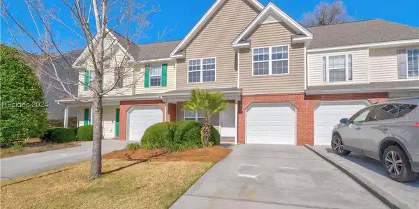 3 Moon Beam Court
