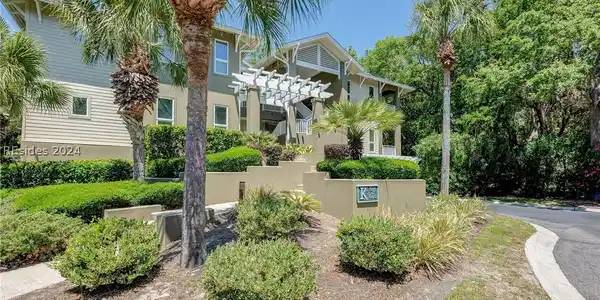 89 Ocean Lane