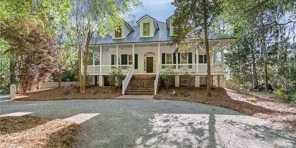 104 Barnaby Bluff