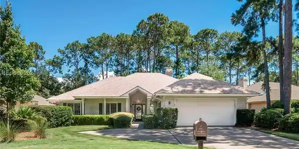 8 Windy Cove Court