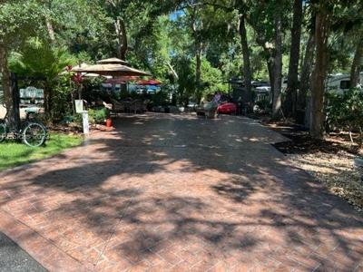 133 Arrow Rd #144