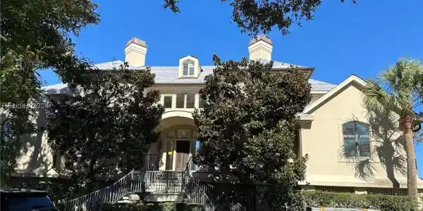 136 Fort Walker Drive