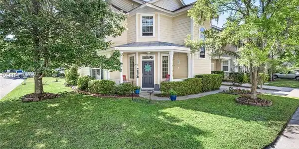 12 Bluehaw Court