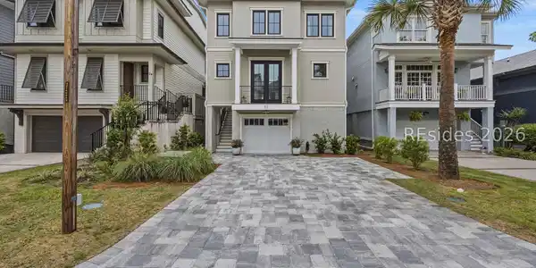 31 Sterling Pointe Drive