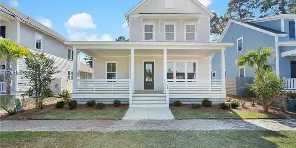 34 Pondhawk Road